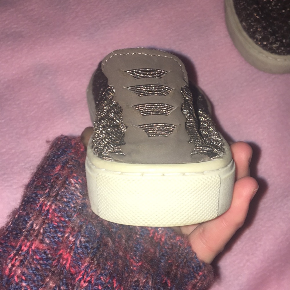👚Shoes👚 - Picture 3 of 4